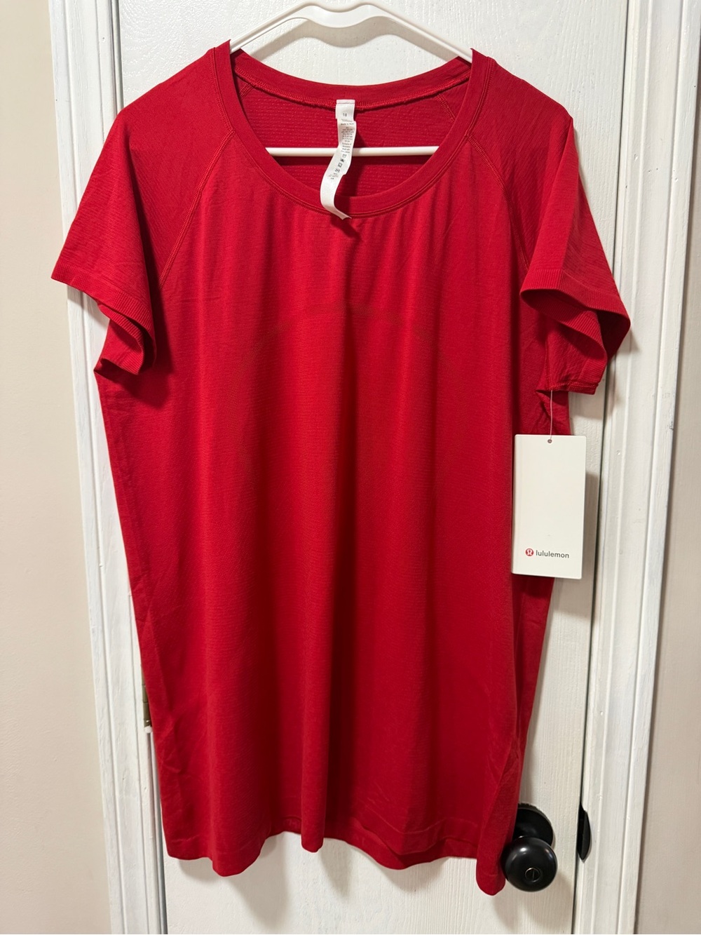 lululemon athletica Red Short Sleeve Crew Tee